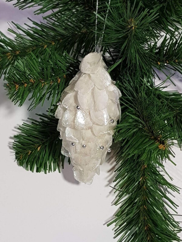 Christmas tree decoration Iridescent mica Finial – Cream