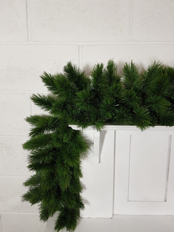 9ft Pitch Pine Christmas Garland Green 2.74m